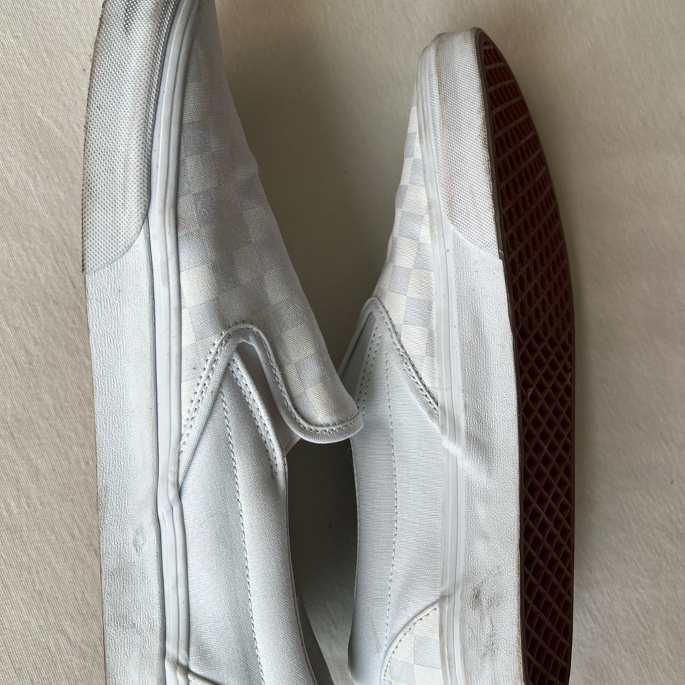 Vans Classic White checkerboard Slip-On Sneakers - Picture 6 of 7